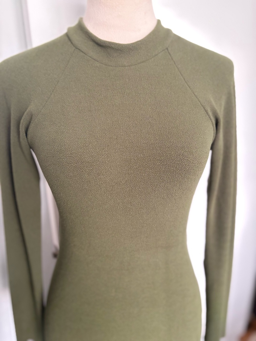 FARM Rio Open Back Midi Dress - Picture 8 of 15